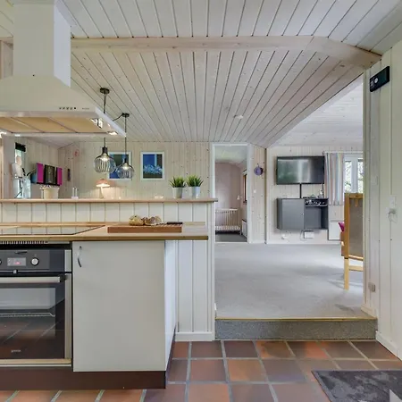 Agnita - 300m From The Sea By Interhome Vakantiehuis Juelsminde (Hedensted)